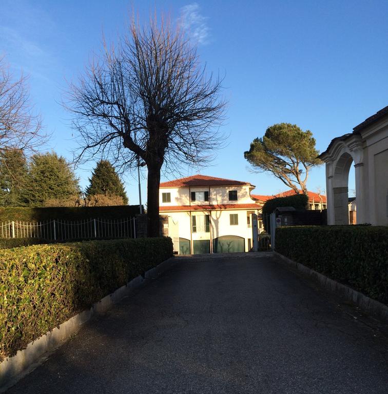 Centro Di Spiritualita Maria Candida Armeno Zewnętrze zdjęcie